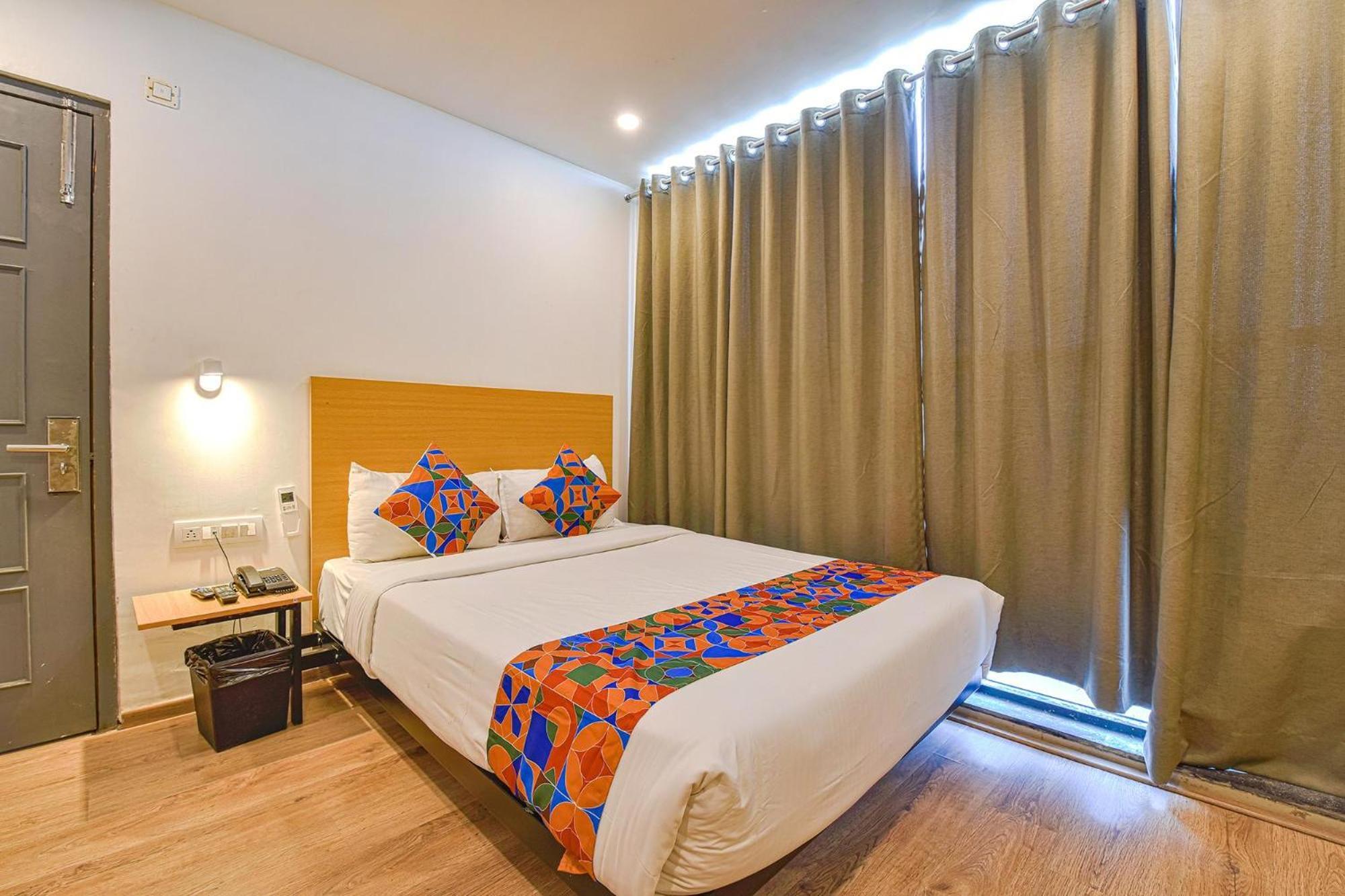 Fabhotel Ny Townhouse Ahmedabad Extérieur photo
