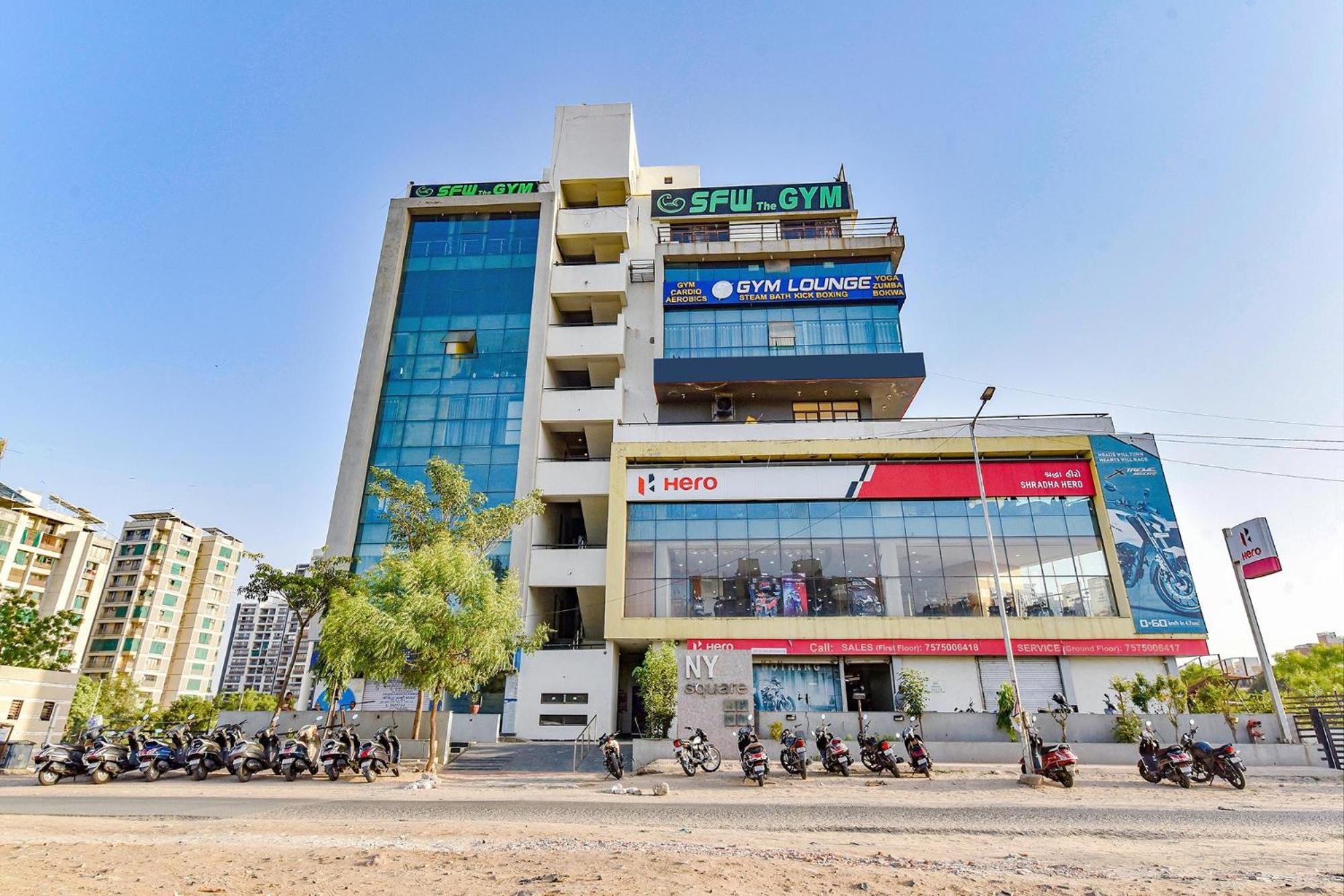 Fabhotel Ny Townhouse Ahmedabad Extérieur photo